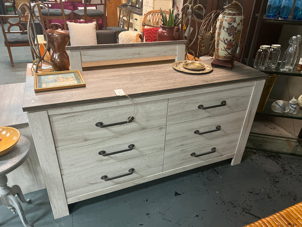 Whitewash Dresser w/ Mirror 165440.