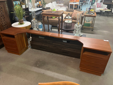 Midcentury- Teak Queen Bed 162209.