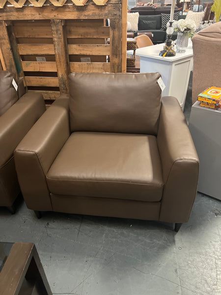 Palliser Brown Leather Chair 161697.