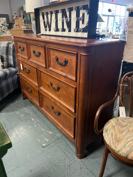 7 Drawer Wood Dresser 165508.