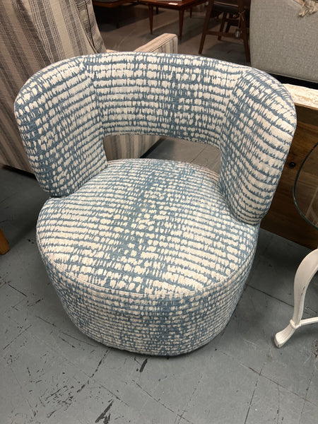 Blue/ White Swivel Chair (2 available) 164012.