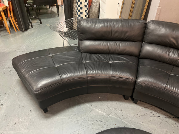 Black Curved Leather Sectional with Ottoman 168361.