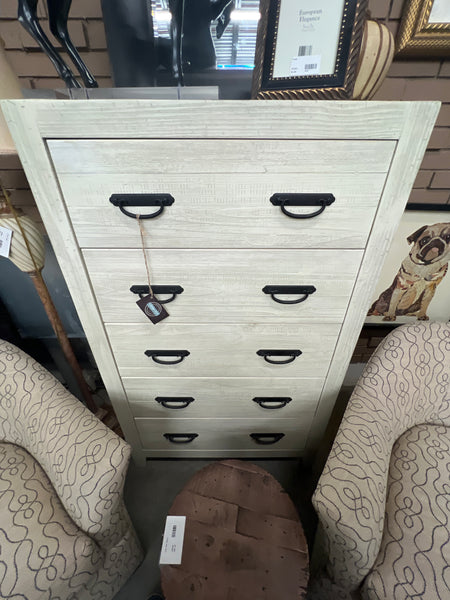 White Chest of Drawers 155276.