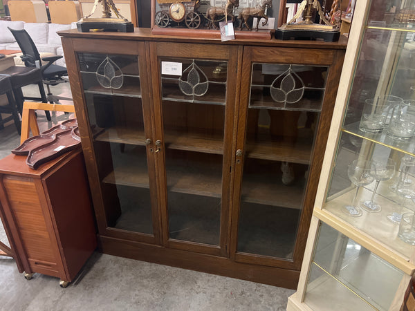 Antique Glass Door Cabinet - Broken Glass 164027.