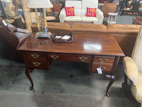 Vintage Desk Basset 174837.