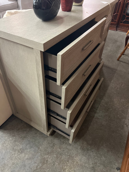Grey Dresser 163499.
