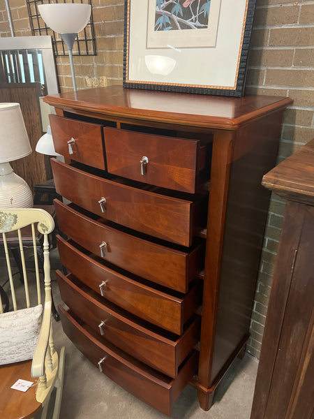 Chest of Drawers 166942.