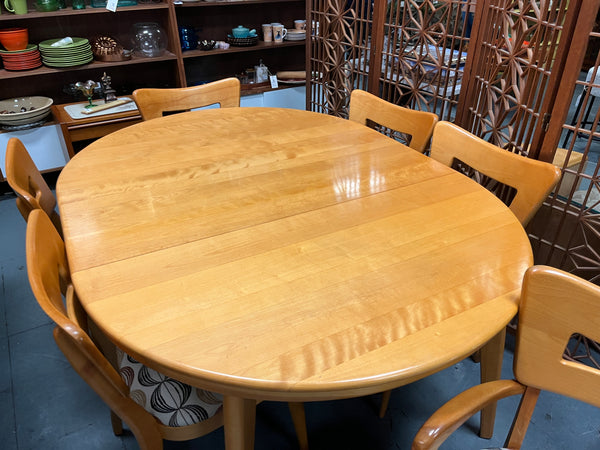 Heywood Wakefield Table + 6 Chairs (2 Arm Chairs) & 2 Leafs 152236 ...