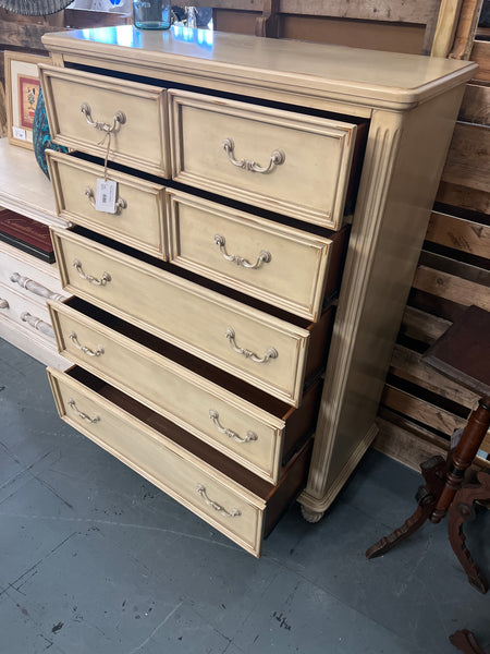 Cream Chest of Drawers 161564.