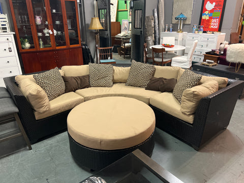 4 Piece Curved Patio Set 165870.