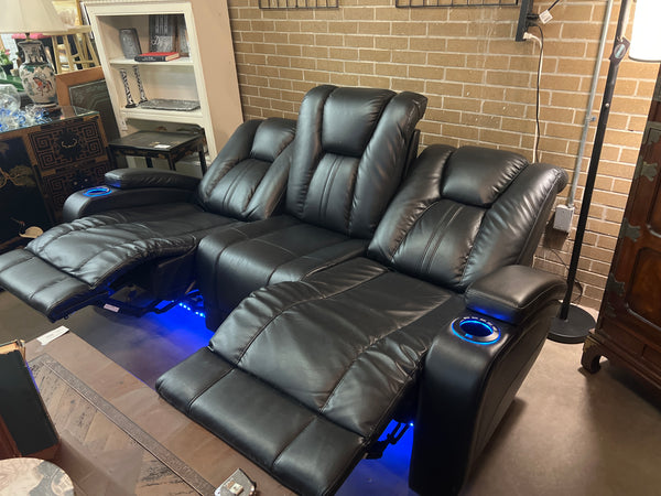 Black Electric Reclining Sofa 157163