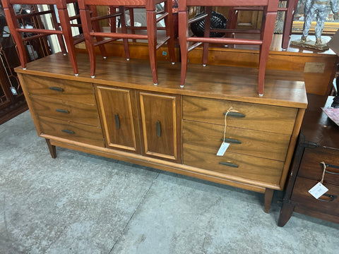 MCM Dresser 164592.