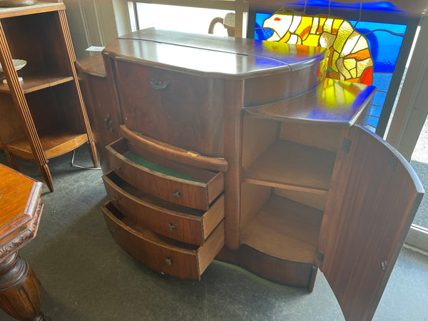 MC Bar Cabinet / Hutch 162885.