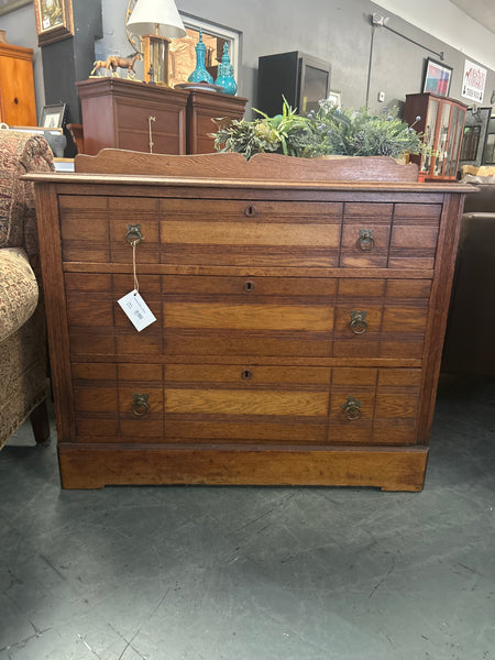 Antique Chest with 3 Drawers 164034.