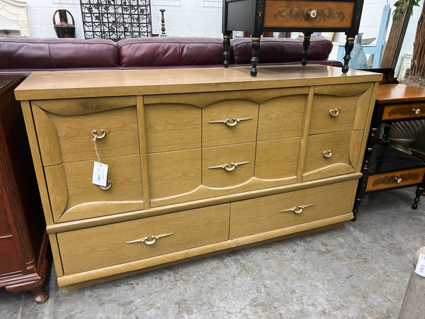 Midcentury Dresser 156826.