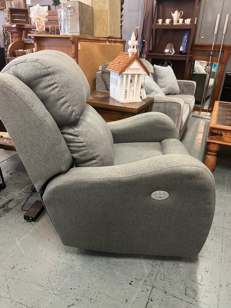 Grey Recliner 156640.