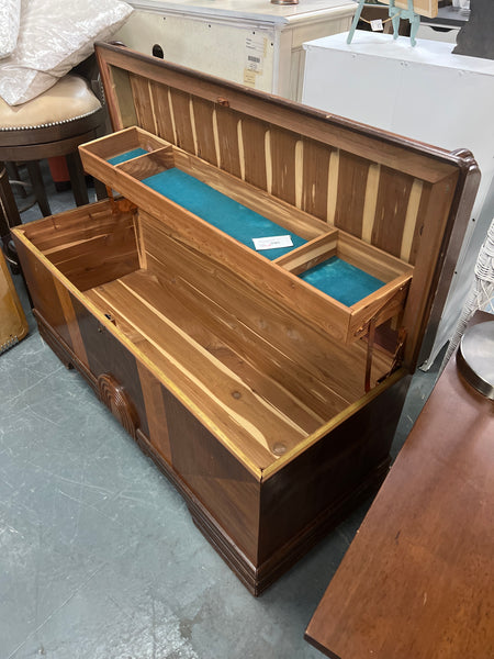 1930s Art Deco Cedar Trunk 155442.