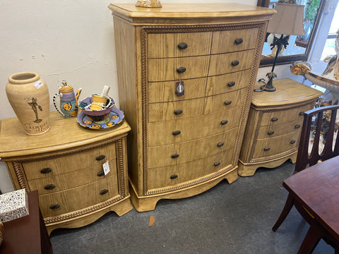 Blonde Wood Nightstand Pair 153888.