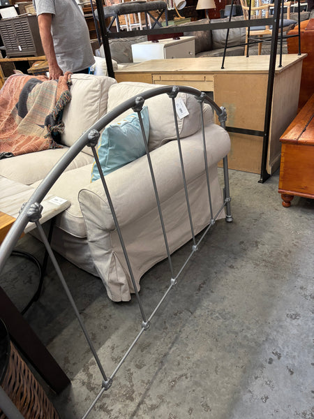 Wrought Iron Bed 168588.