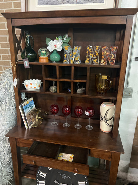 Wine Bar/ Hutch 163726.