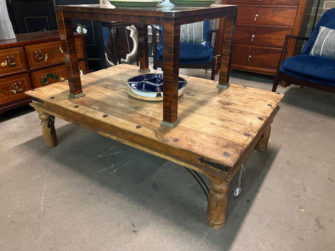 Rustic Pine Coffee Table 165559.