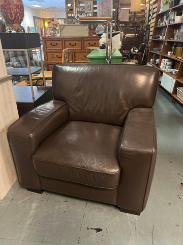 Brown Leather Club Chair 167651.