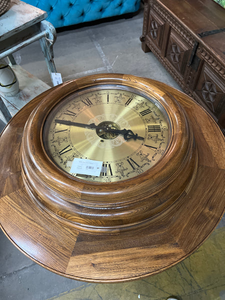 Glass Top Clock Table 153579.