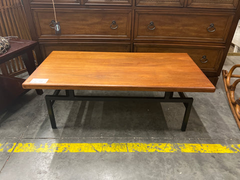 Midcentury Coffee Table 163716.
