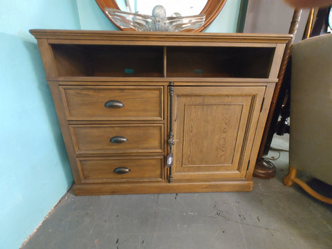 Haverty's Buffet 167567.
