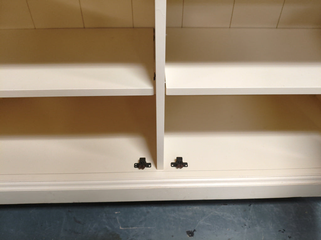 Mission Style Dresser 177377.
