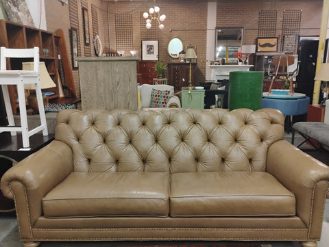 Grain Camel Tufted Leather Sofa ( Ethan Allen ) 167161.