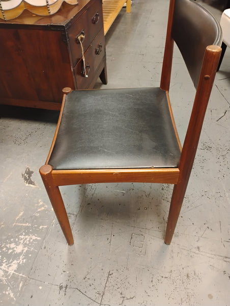 Mid Century Danish Teak Chairs 169224. Set of 3