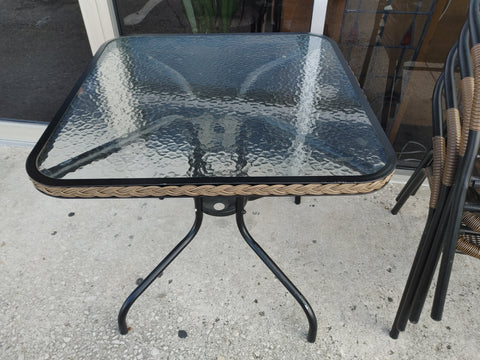 Outdoor Patio Table + Chairs 166436.