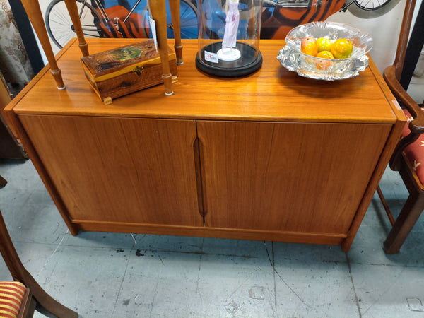 Teak Console Cabinet 178339.