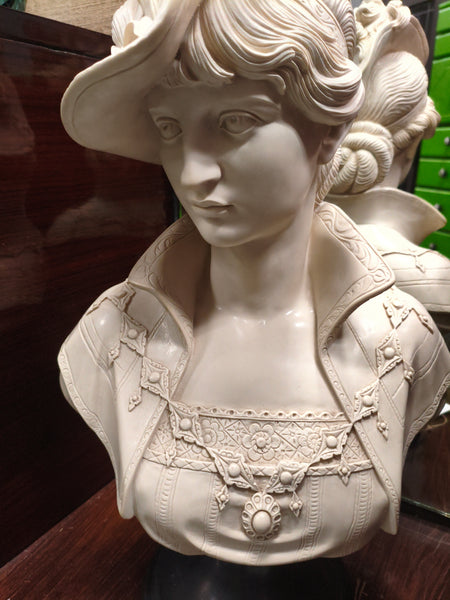Italian Bust 177020.