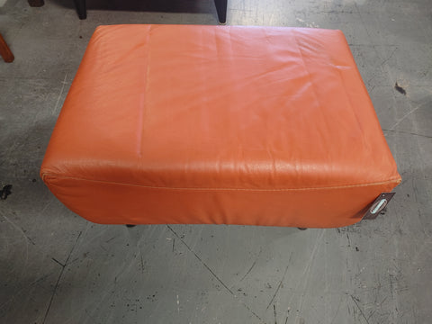 Rust leather ottoman 167902.