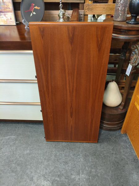 MCM Scandinavian Table with Two Leaves 174788.