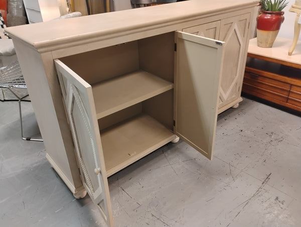 Modern 4 Door Cabinet 168414.