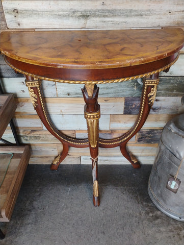 Empire 3 Footed Table Horse 164004.
