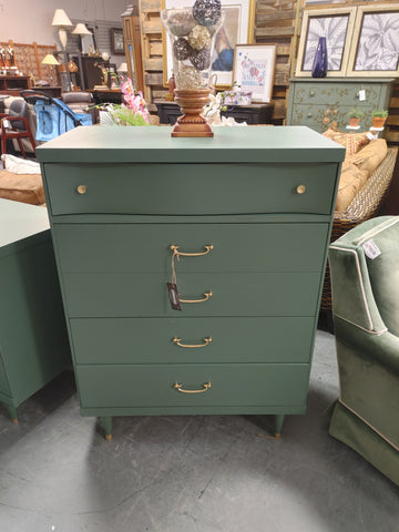 Mid Century Painted Chest of Drawers 161005.