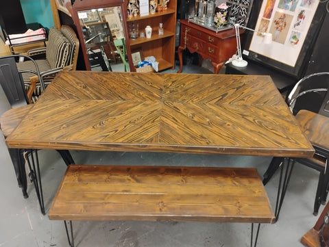 Farm Style Table and Bench 173485.