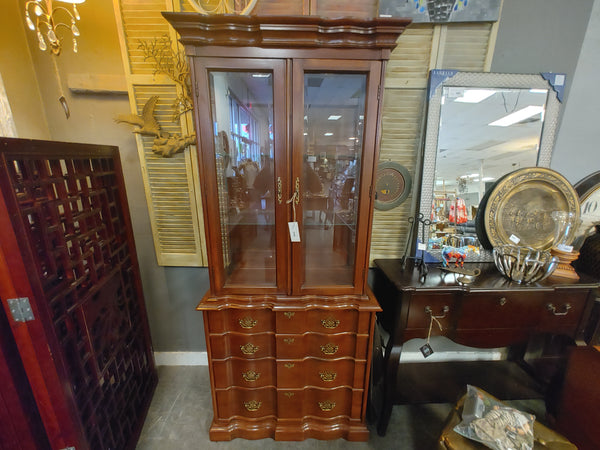 Cherry Wood China Cabinet 170649.