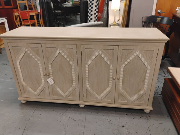 Modern 4 Door Cabinet 168414.