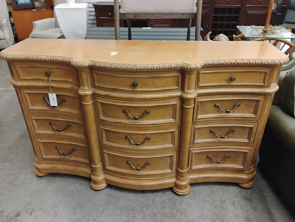 Bernhardt Dresser 166723.