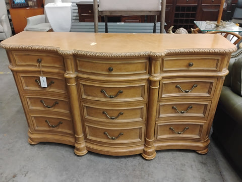 Bernhardt Dresser 166723.
