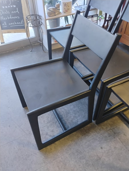 Black Chairs (Set Of 4) 170286.