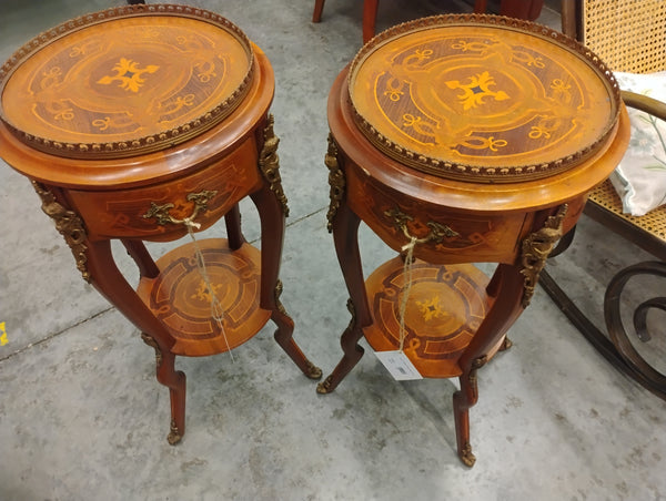 Small Round Inlay End Table 168982. (2 Available)